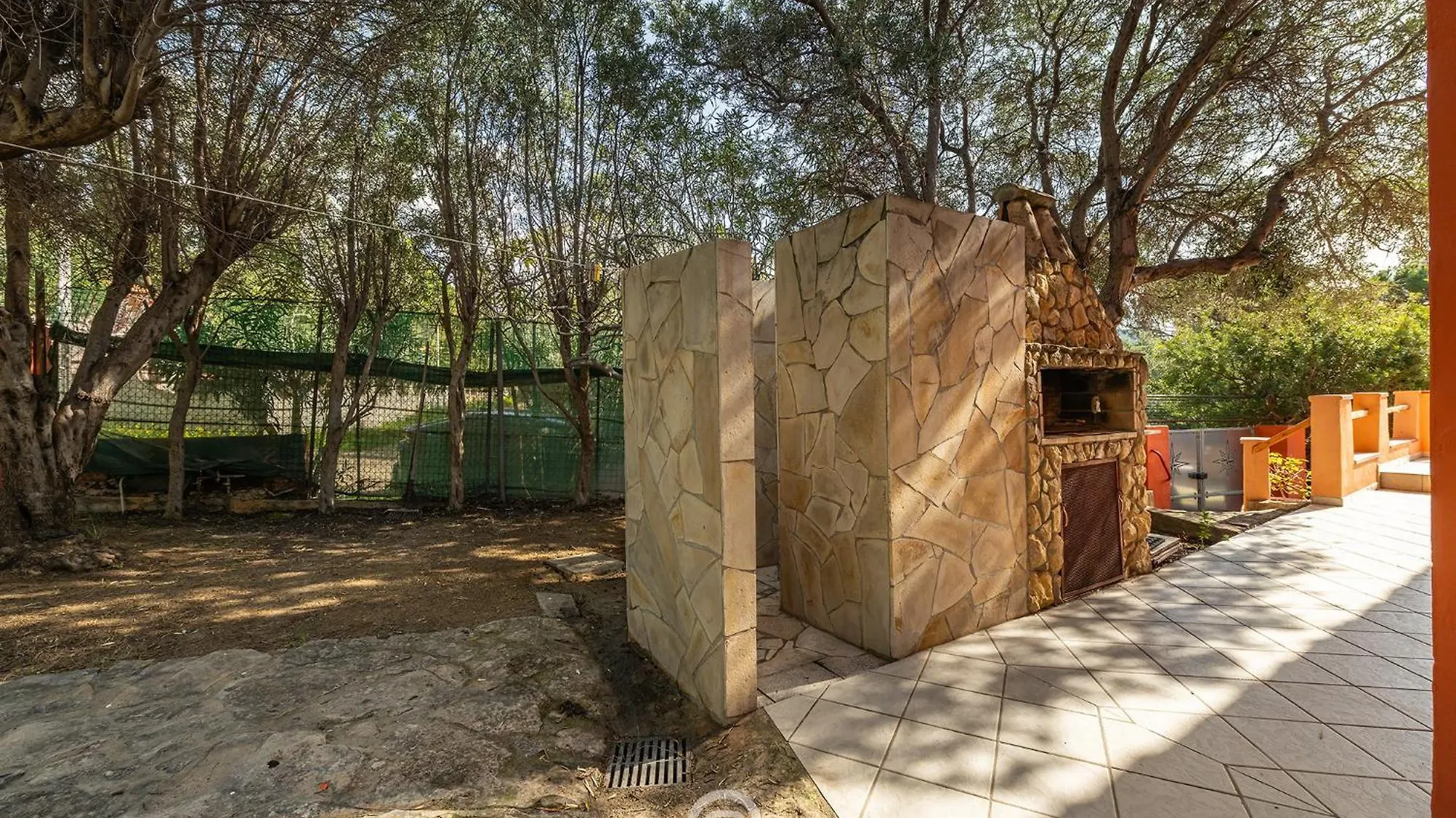 Domus Gina Villa Solanas  İtalya