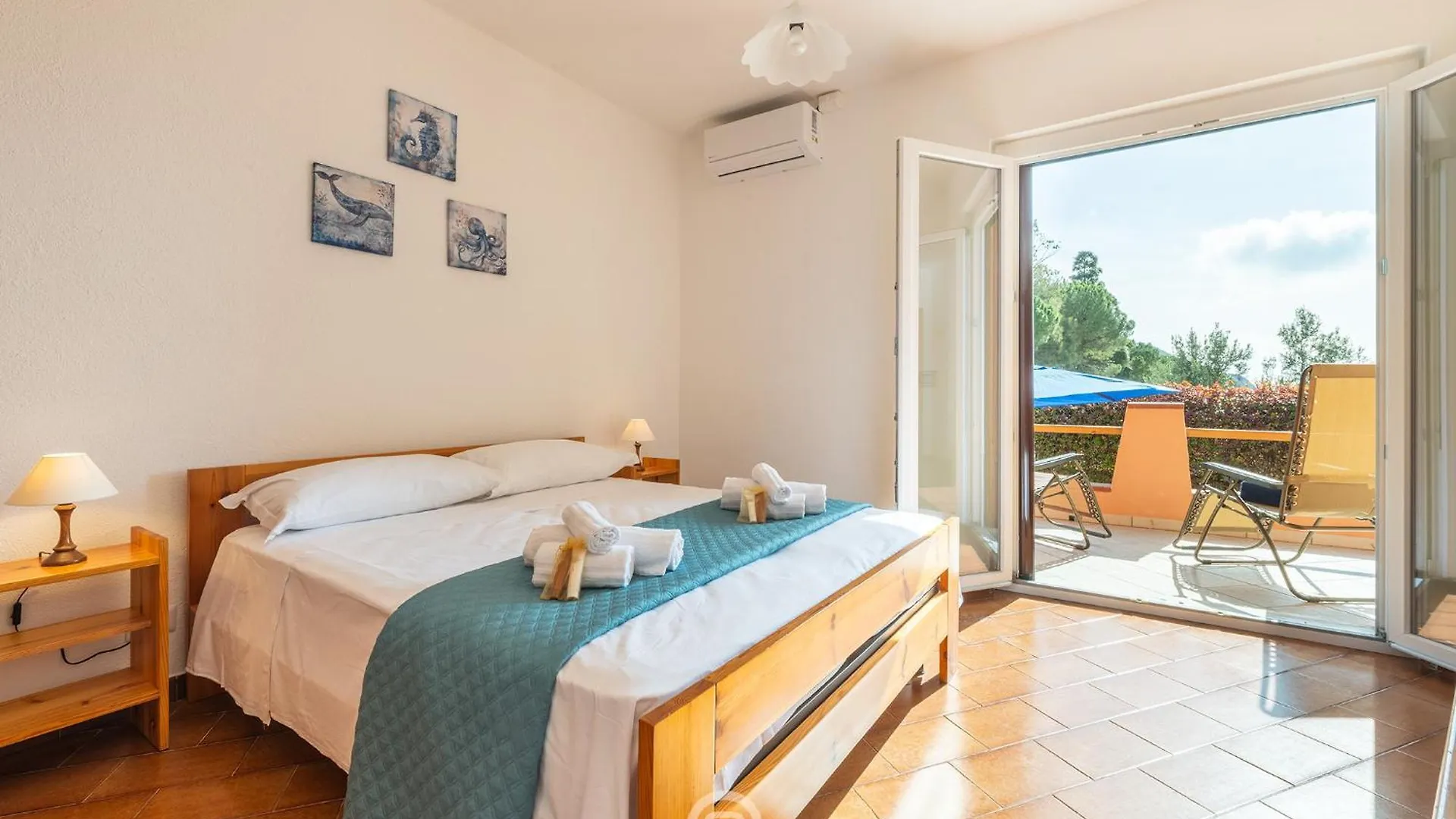 Domus Gina Villa Solanas  Tatil Evi